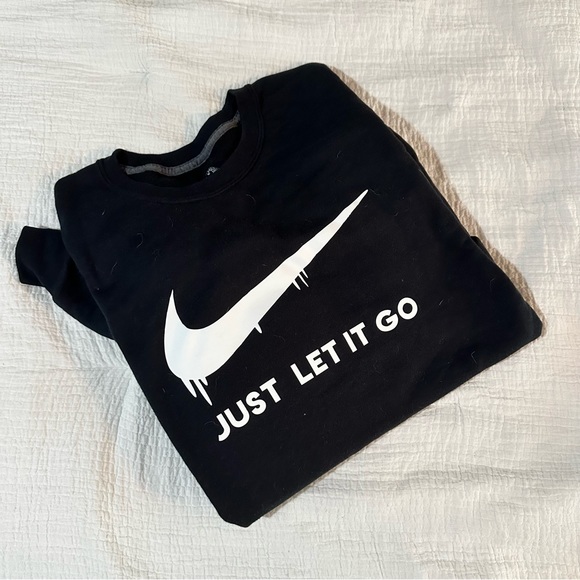 Just let it go Disney Frozen inspired Nike sweatshirt - Picture 1 of 4